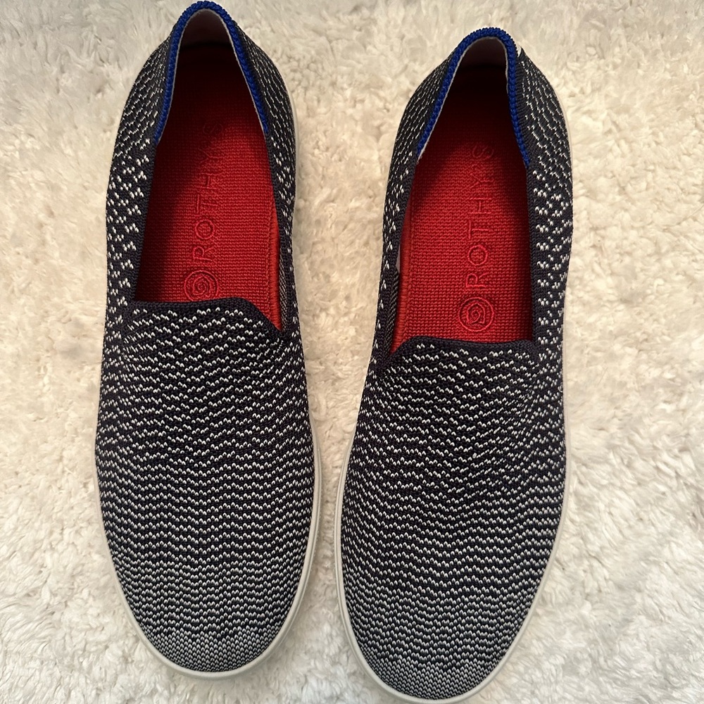 Excellent condition Rothy’s sneakers